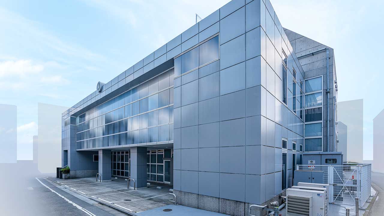 DeNA opens Kanamecho Studio. 