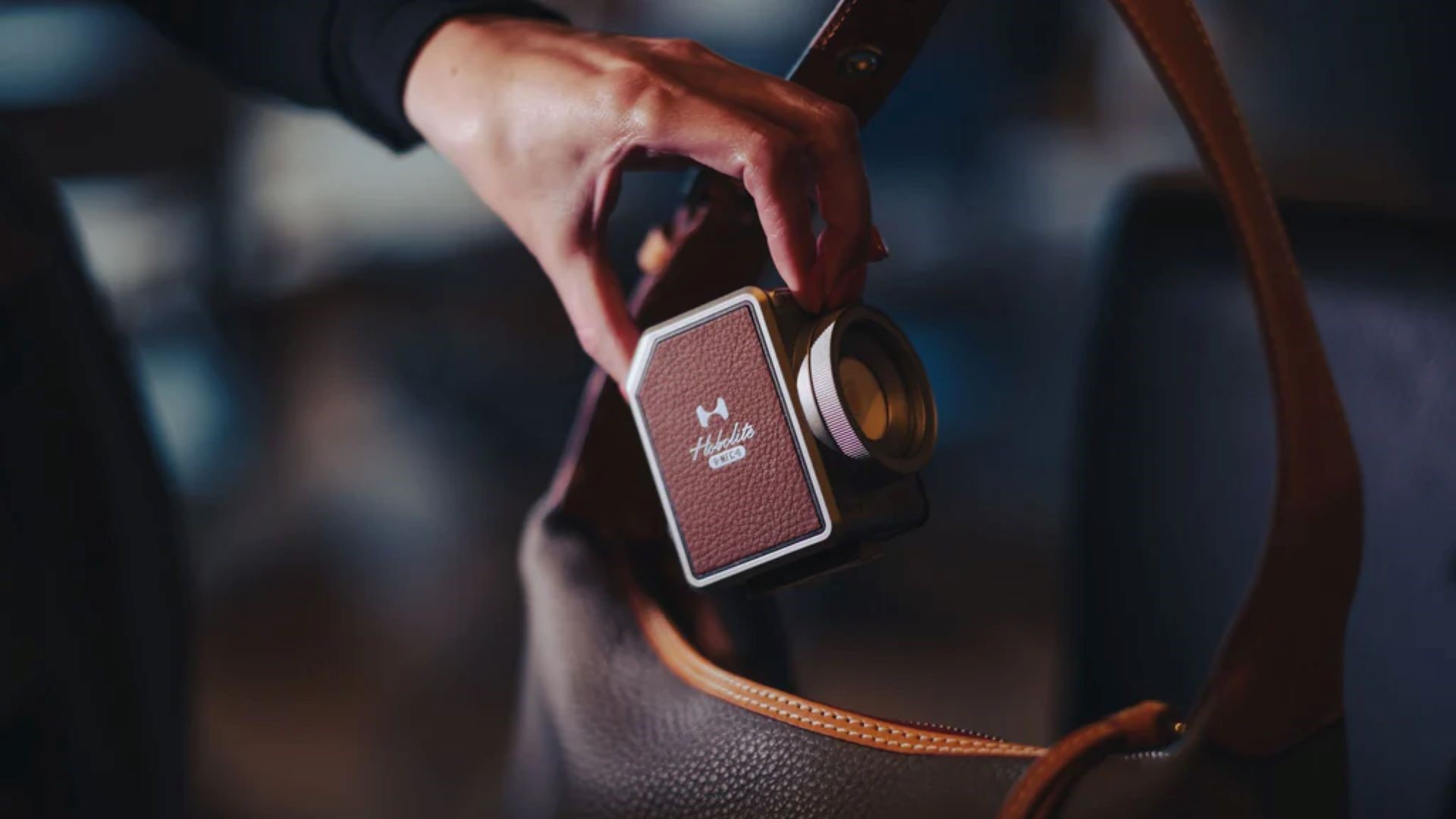 Hobolite Announces “Micro” 8W Bi-color LED Light