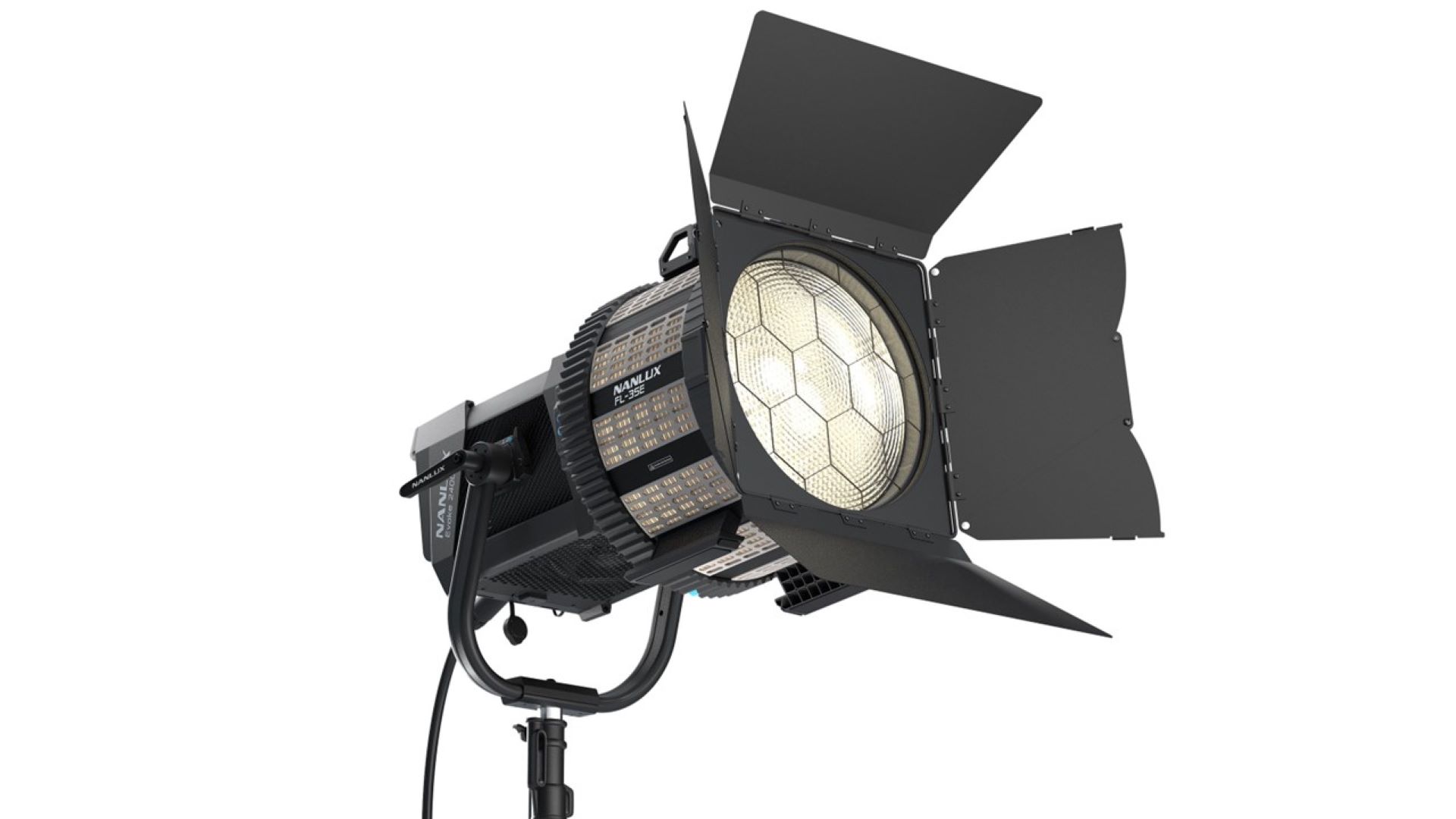 Nanlux releases motorized “FL-35E” Fresnel lens for Evoke 2400B LED Spotlight