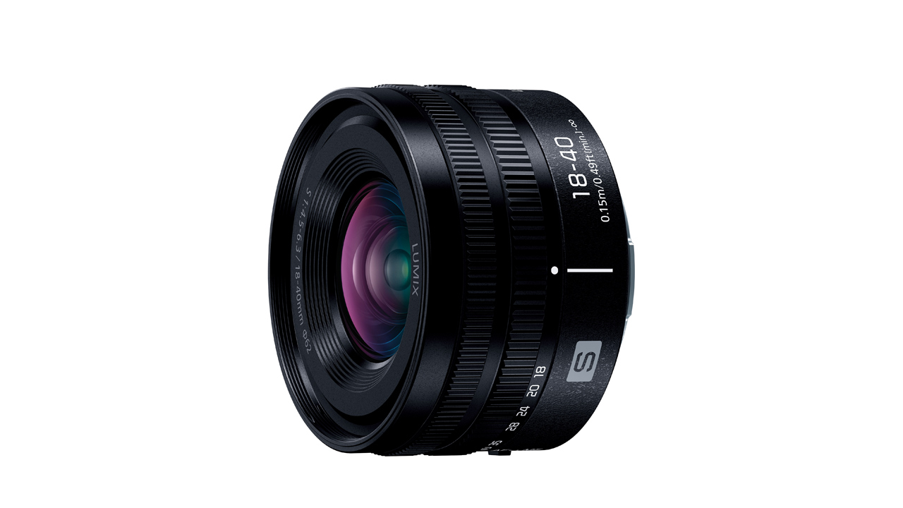 Panasonic LUMIX S 18-40mm F4.5-6.3 new zoom lens