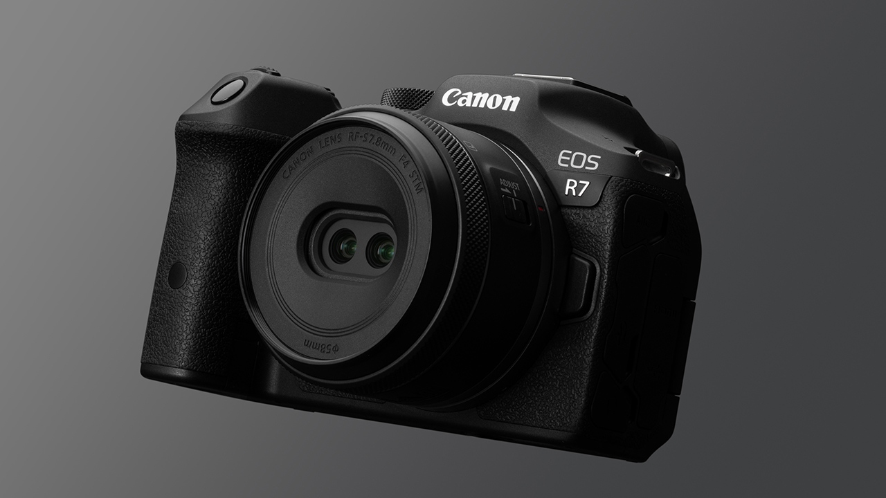 Canon RF-S7.8mm F4 STM DUAL EOS VR SYSTEM 3D shooting lens unveiled