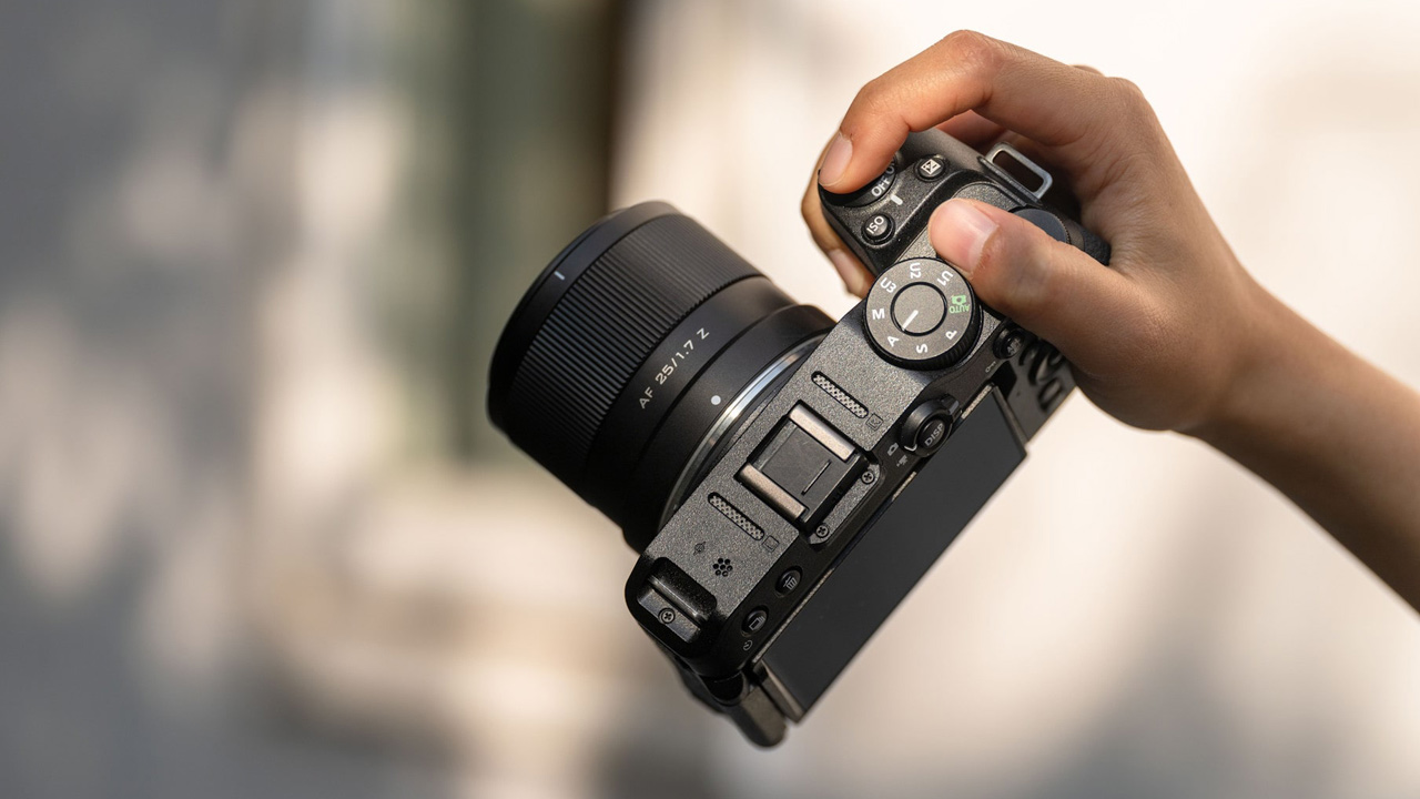 Viltrox AF 25mm F1.7 Air Lens Announced